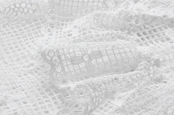 2019 Nové Dorazí Kvalitné Luxusné Biele Čipky Šaty Žien Duté Sa Dlho Svetlice Rukáv O-krku Party Šaty Vestidos DS104