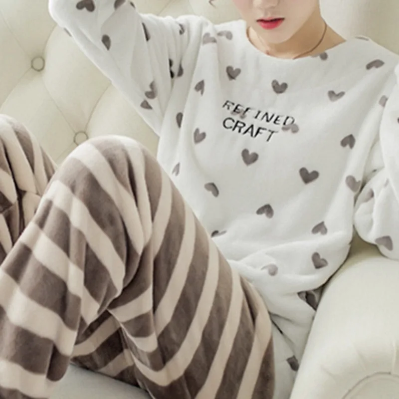 Zimné Pyžamo Ženy Kórejský Sleepwear Roztomilý Kreslený Flanelové Pyžamo Nastaviť Velvet Teplé Pijama Kolo Krku Pyžamo Oblečenie Pre Voľný Čas Ženy Obrázok 2